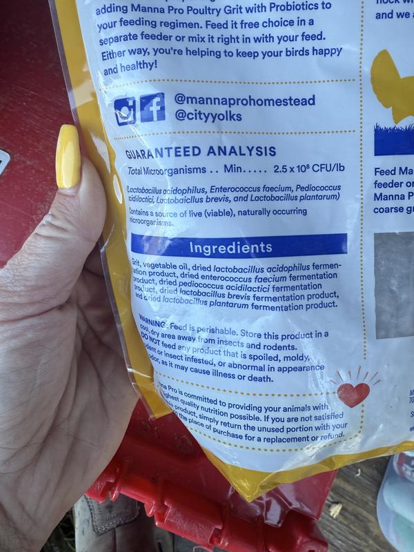 Manna Pro Digestive Health Poultry Grit with Probiotics for Chickens, 5-lb Bag