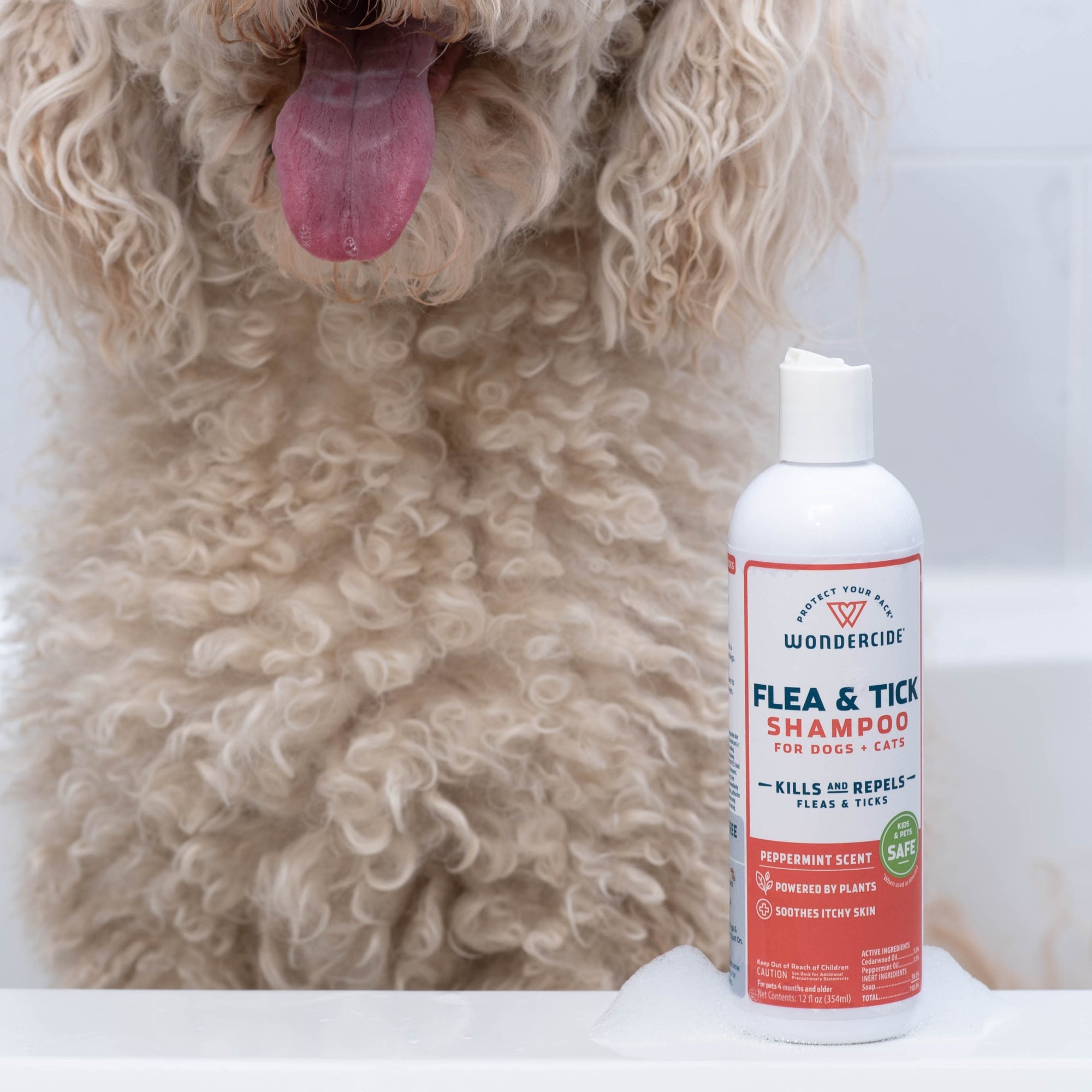 Wondercide Plant-Powered Peppermint Flea & Tick Dog & Cat Shampoo