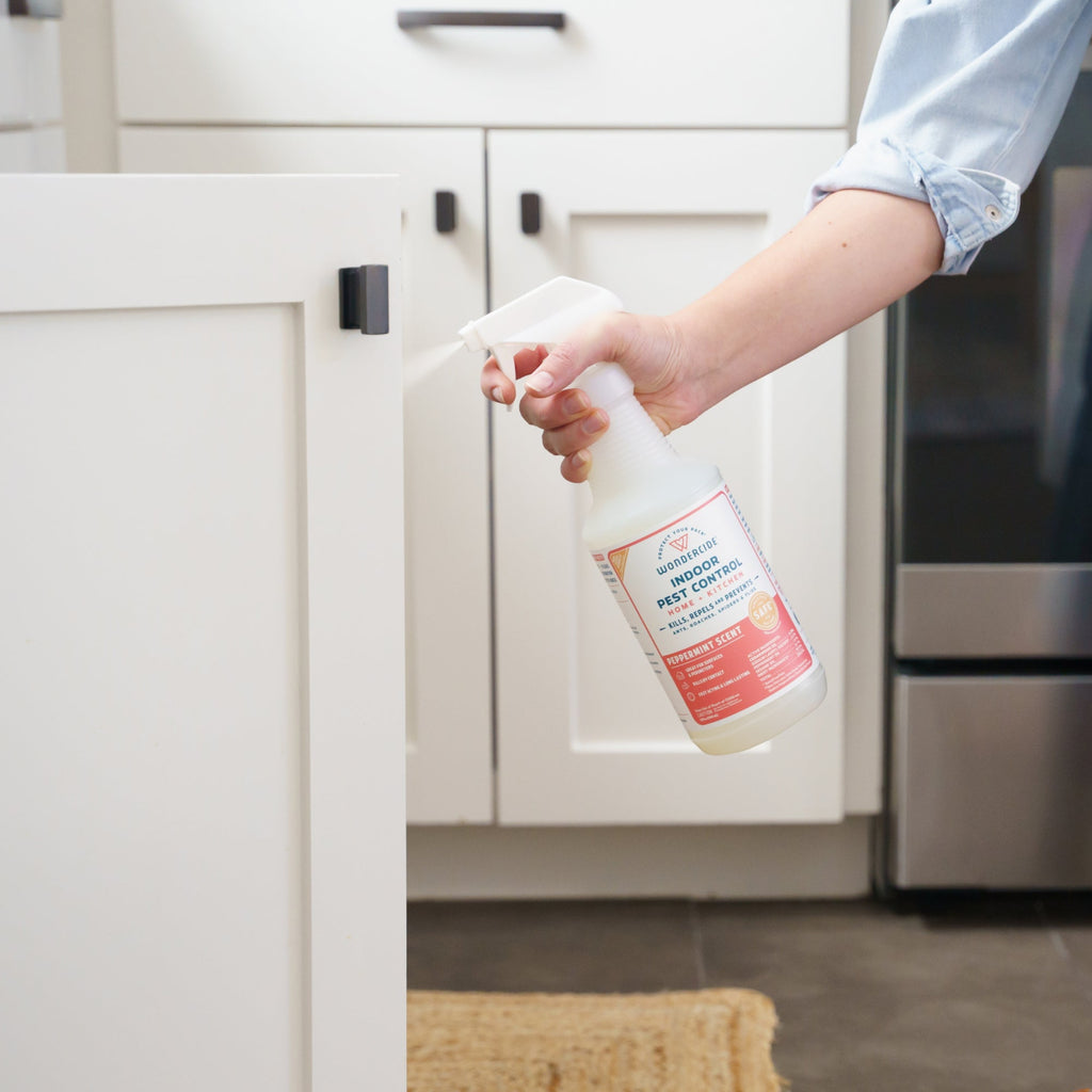 Peppermint Pet & Home Flea Tick Pest Control Spray Collar Bundle