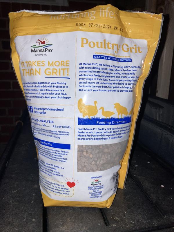 Manna Pro Digestive Health Poultry Grit with Probiotics for Chickens, 5-lb Bag